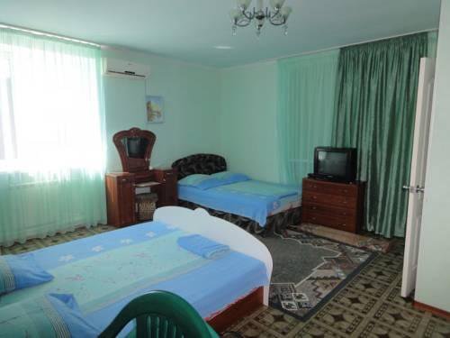 Гостиница Lyudmila Морское